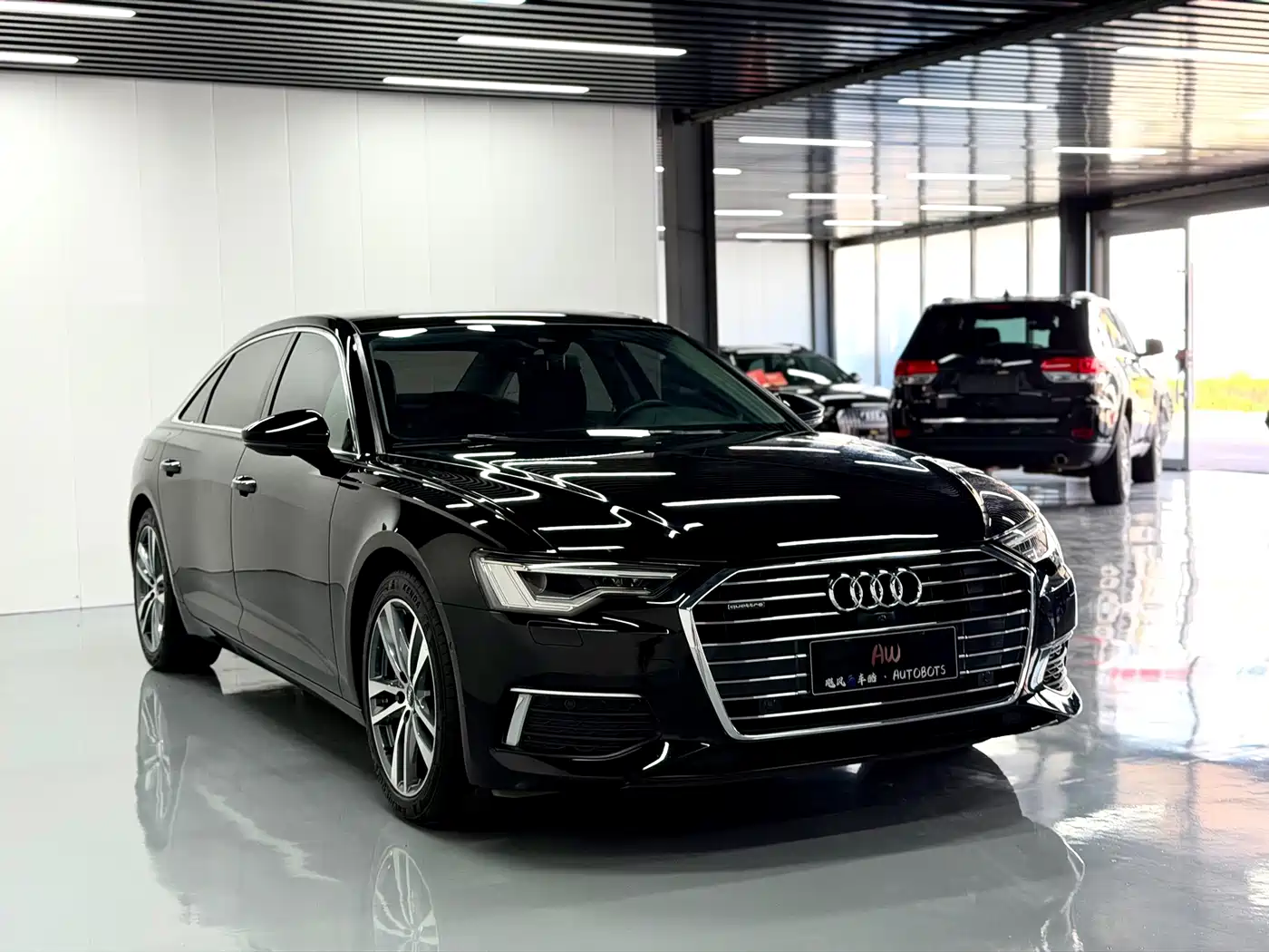 Фото 4 - Audi A6L