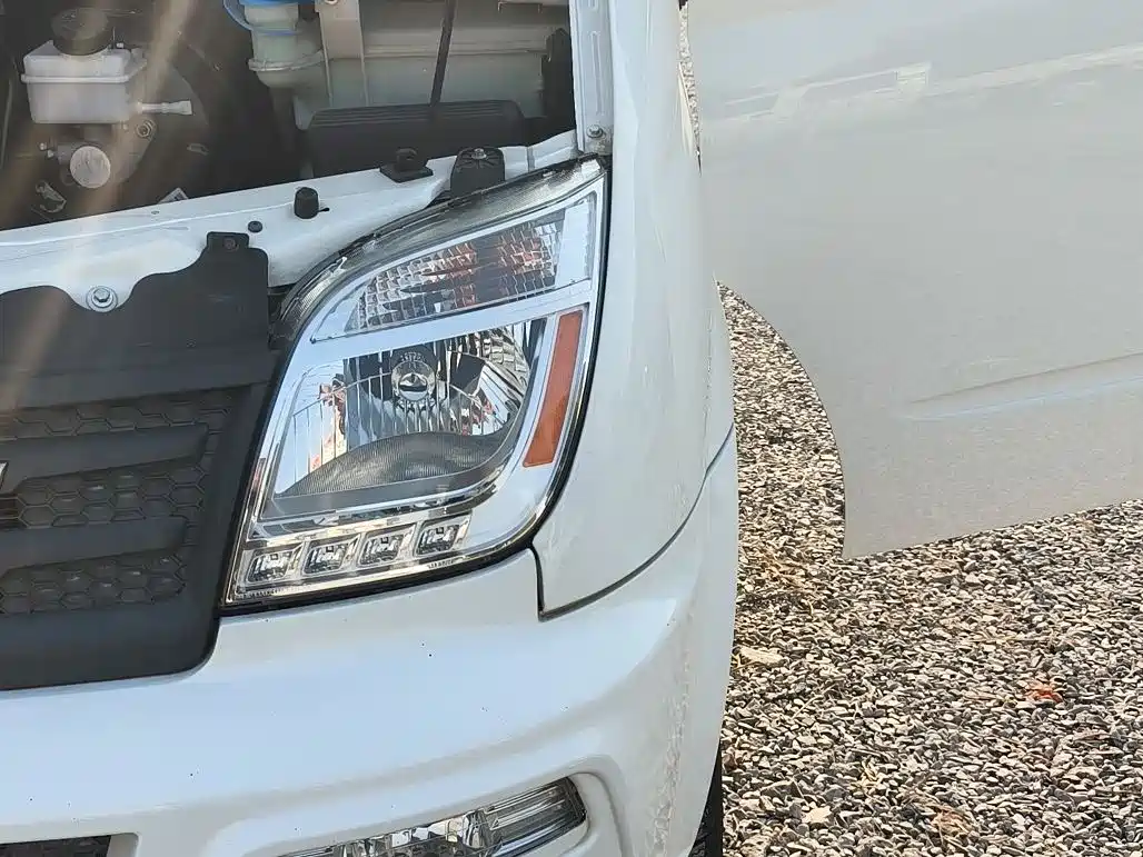 SAIC MAXUS XINTU V80