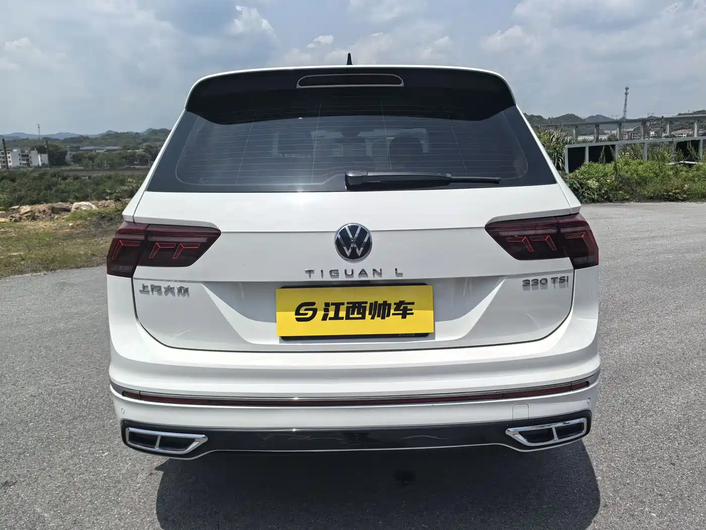 Volkswagen Tiguan L 2022 330TSI Automatic 2WD R-Line Flagship Edition фото 7