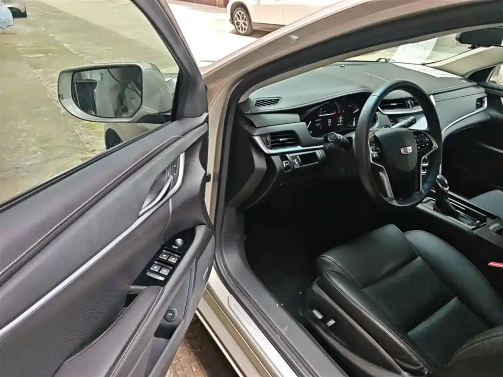 Cadillac XTS 2018 28T Technology фото 16