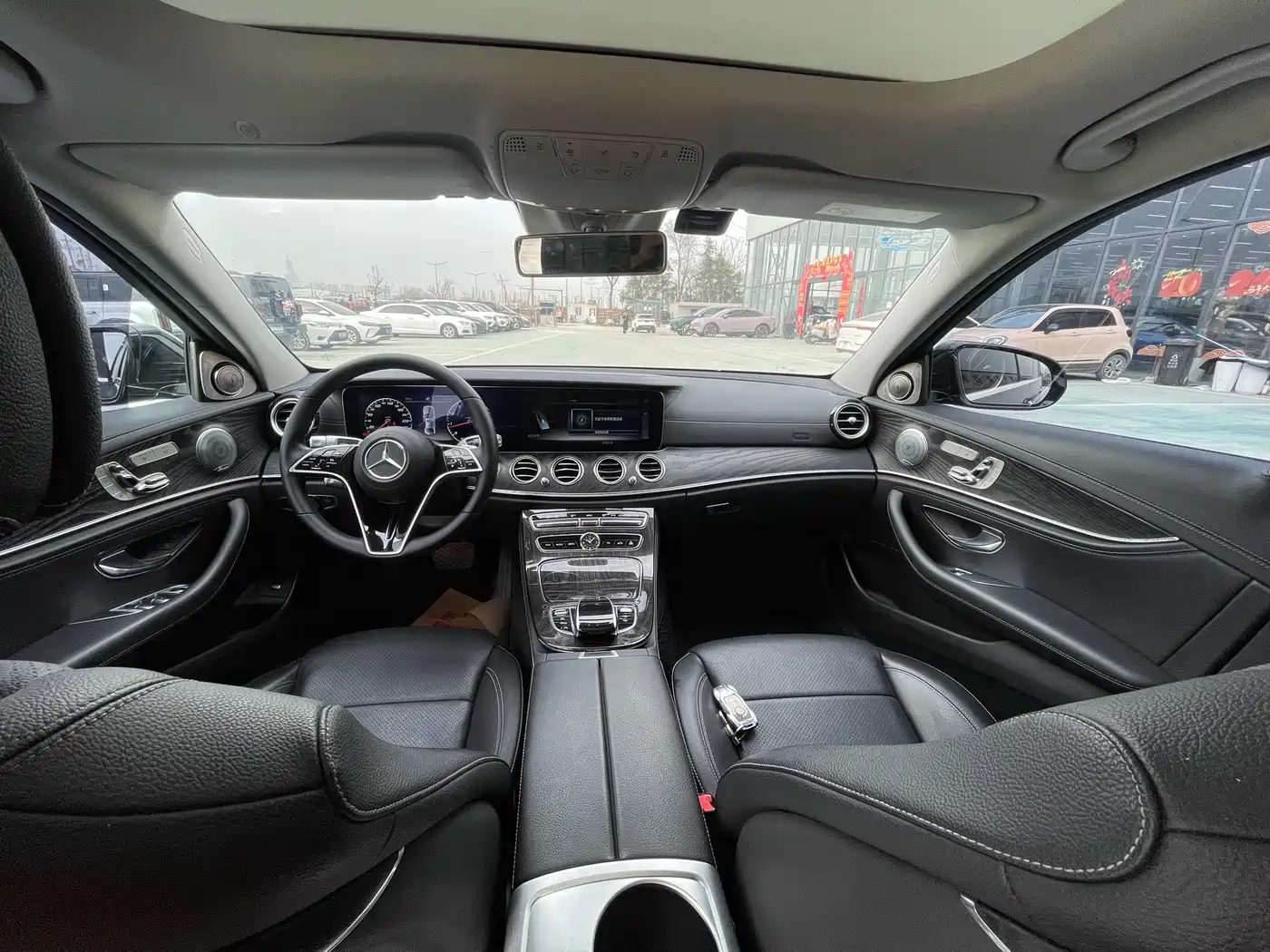 Mercedes-Benz E-Class 2017 E 300 L Luxury фото 5