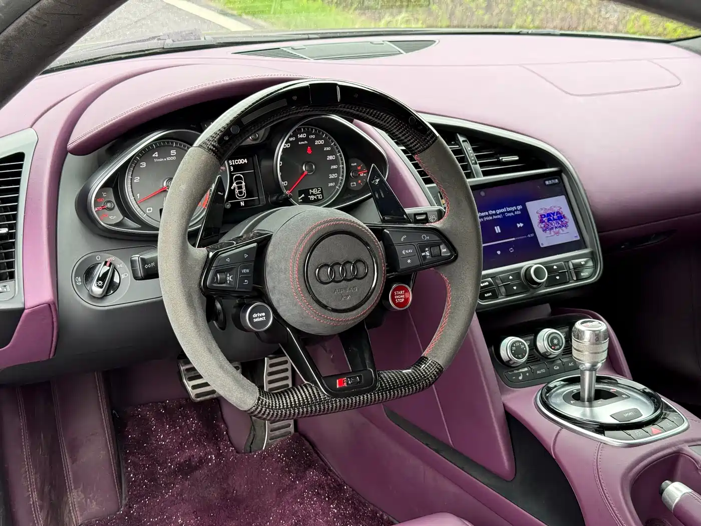 Audi R8 2014 4.2 FSI quattro фото 9