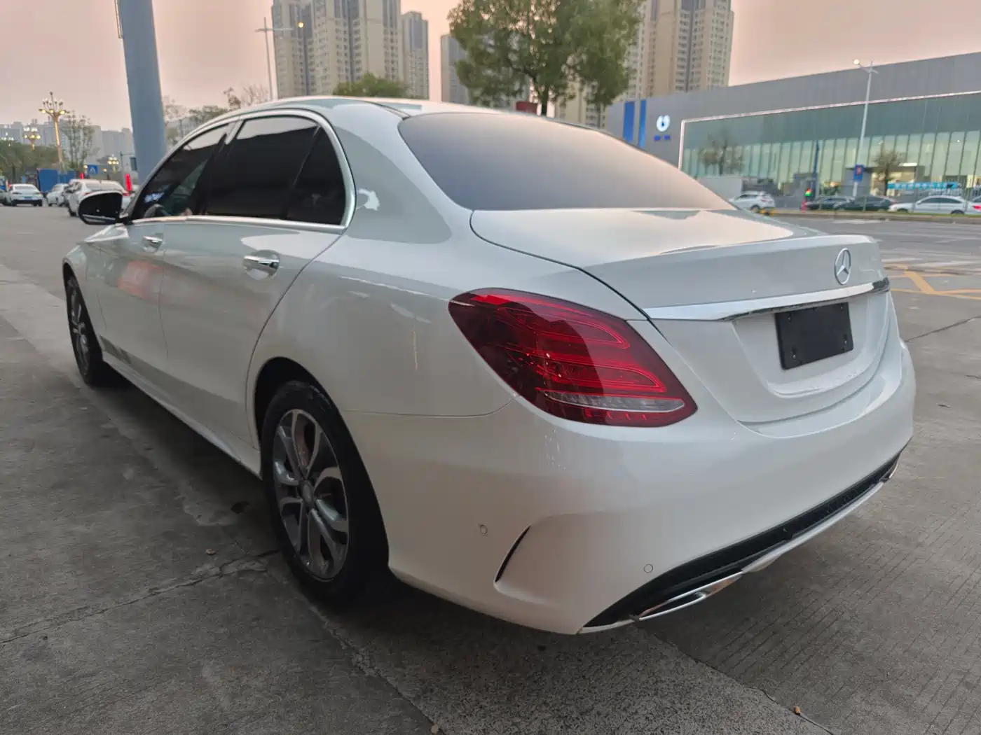 Mercedes-Benz C-Class 2016 C 180 L Sport фото 12