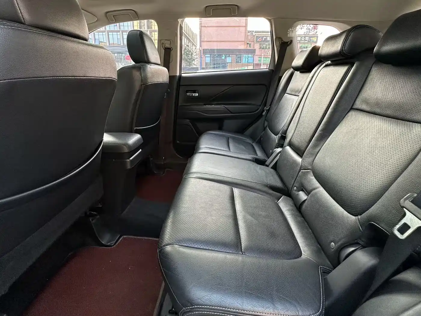 Mitsubishi Outlander 2017 2016 2.4L 4WD Elite Edition 5-seater