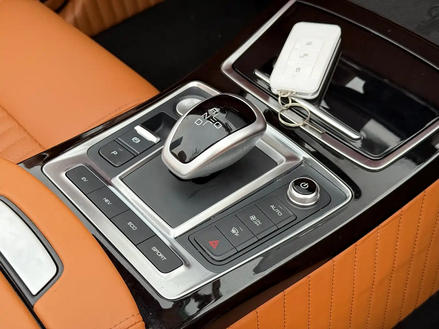 SONGSAN MOTORS SS DOLPHIN