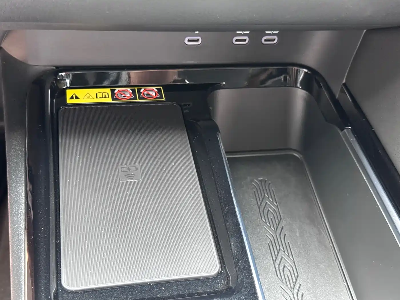 Toyota Camry 2026 Hybrid 2.0HGVP Luxury Edition фото 8