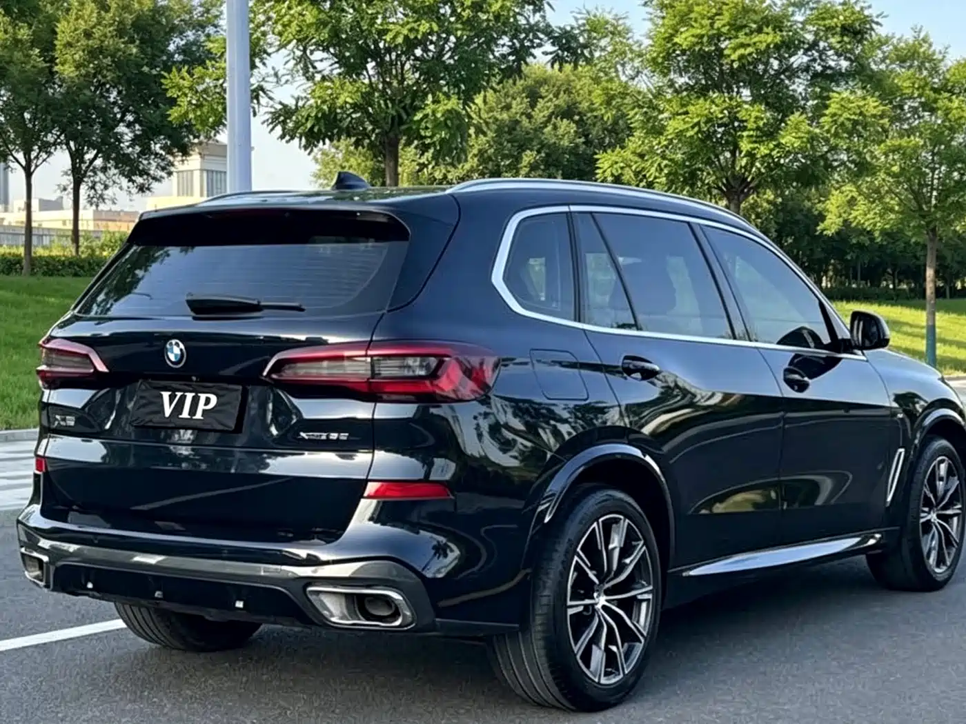 BMW X5 2022 xDrive 30Li Premium M Sport Package фото 7