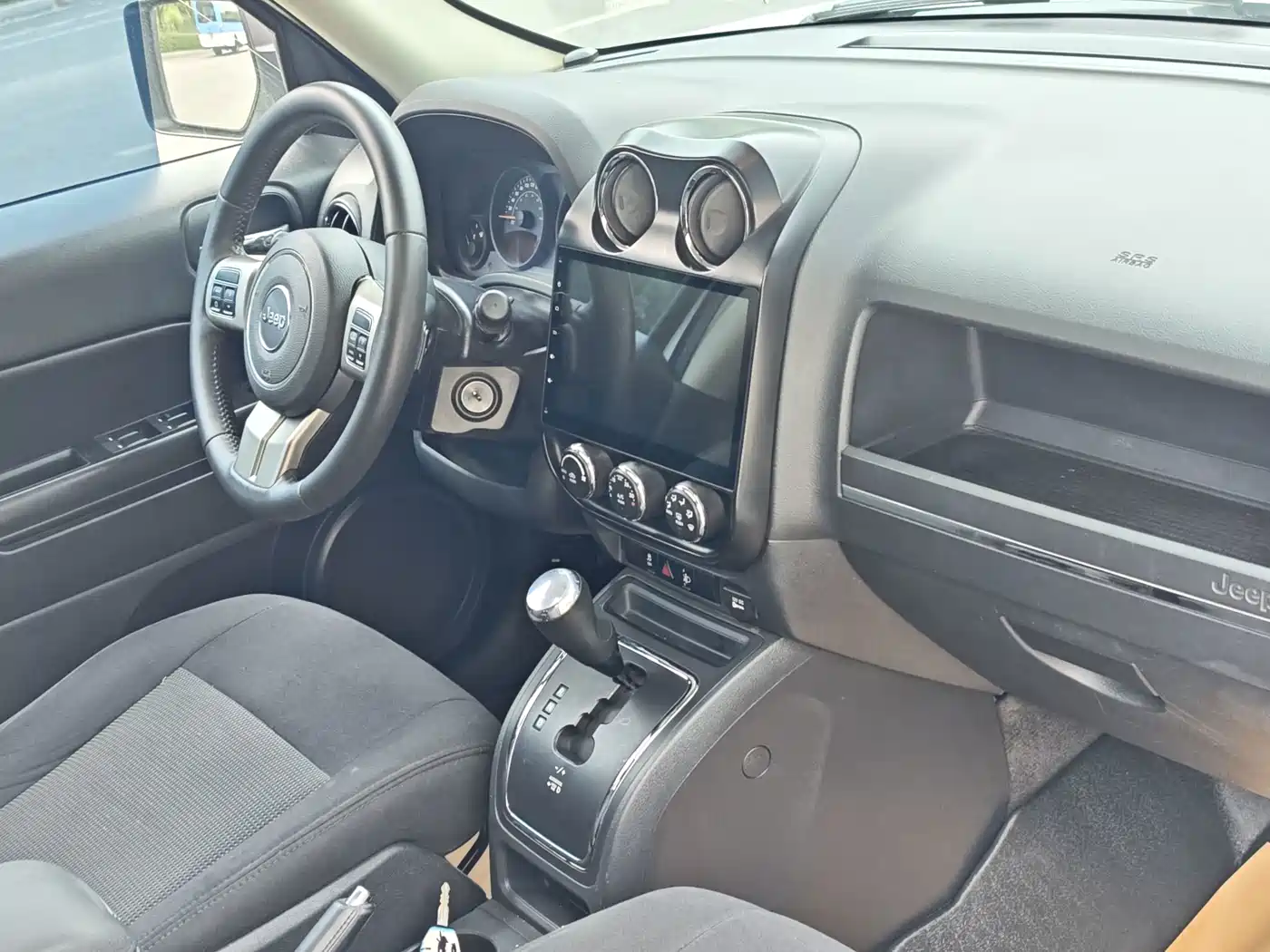 Jeep Patriot 2015 2014 2.4L Sport