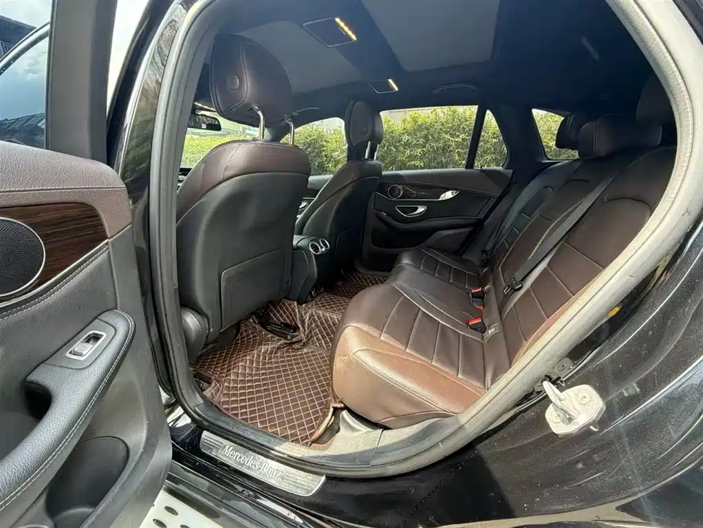 Mercedes-Benz GLC 2019 GLC 260 4MATIC Dynamic фото 6