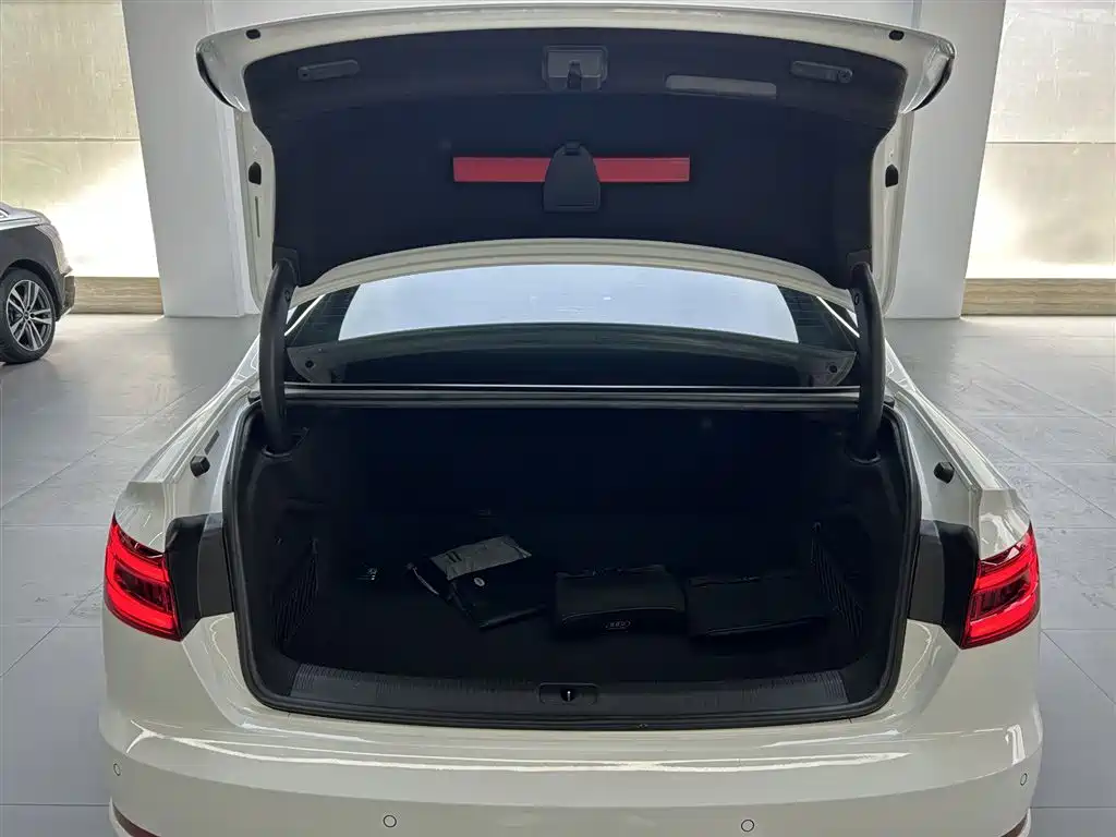 Audi A4L 2019 40 TFSI Fashion (China VI) фото 10