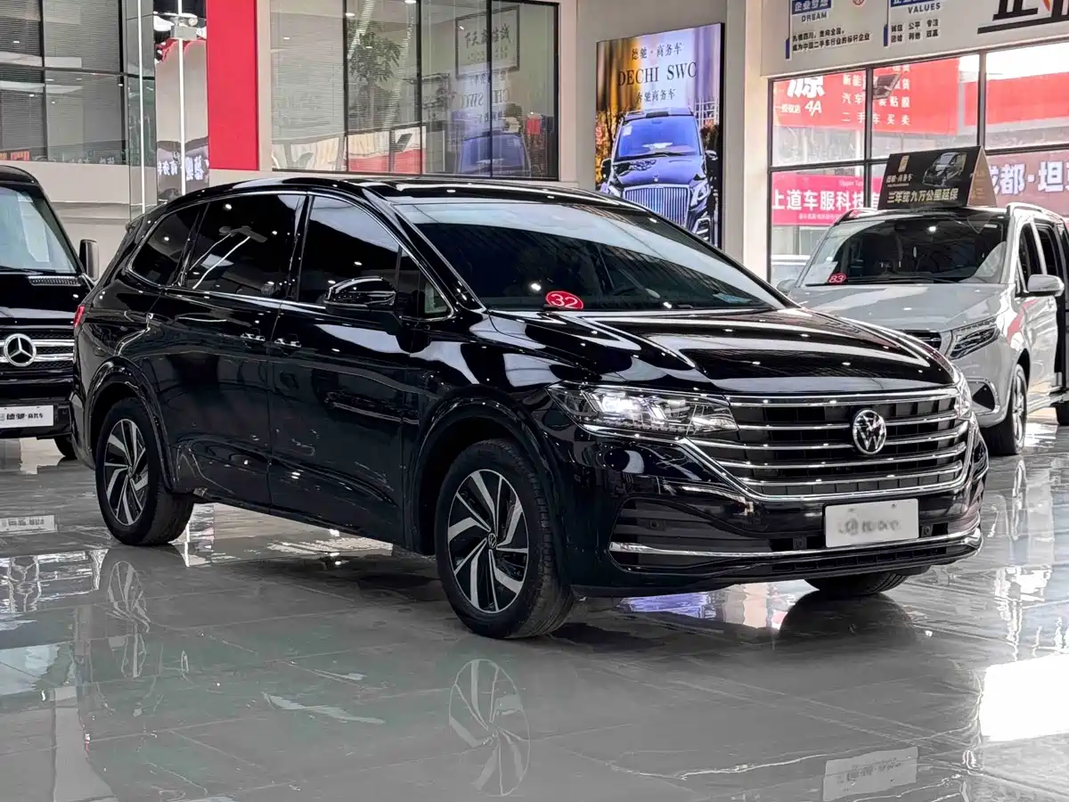 Volkswagen Viloran 2023 380TSI Premium Edition фото 3