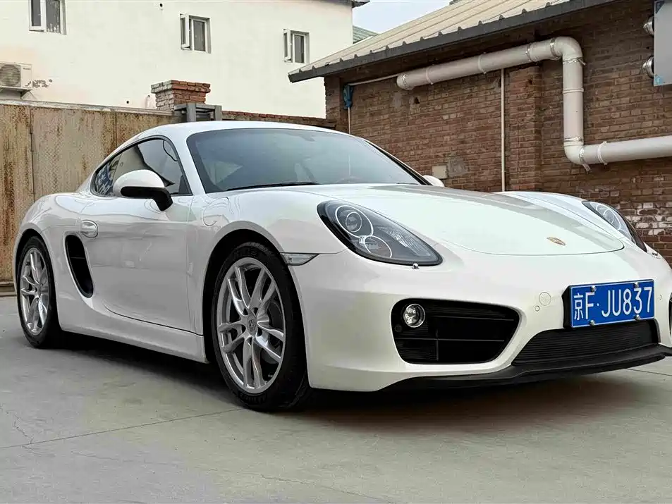Photo 2 - Porsche Cayman