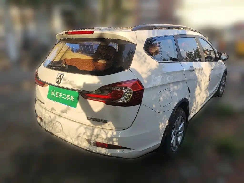 Baojun 310W 2017 2017 1.5L Manual Fashion Edition (China V)