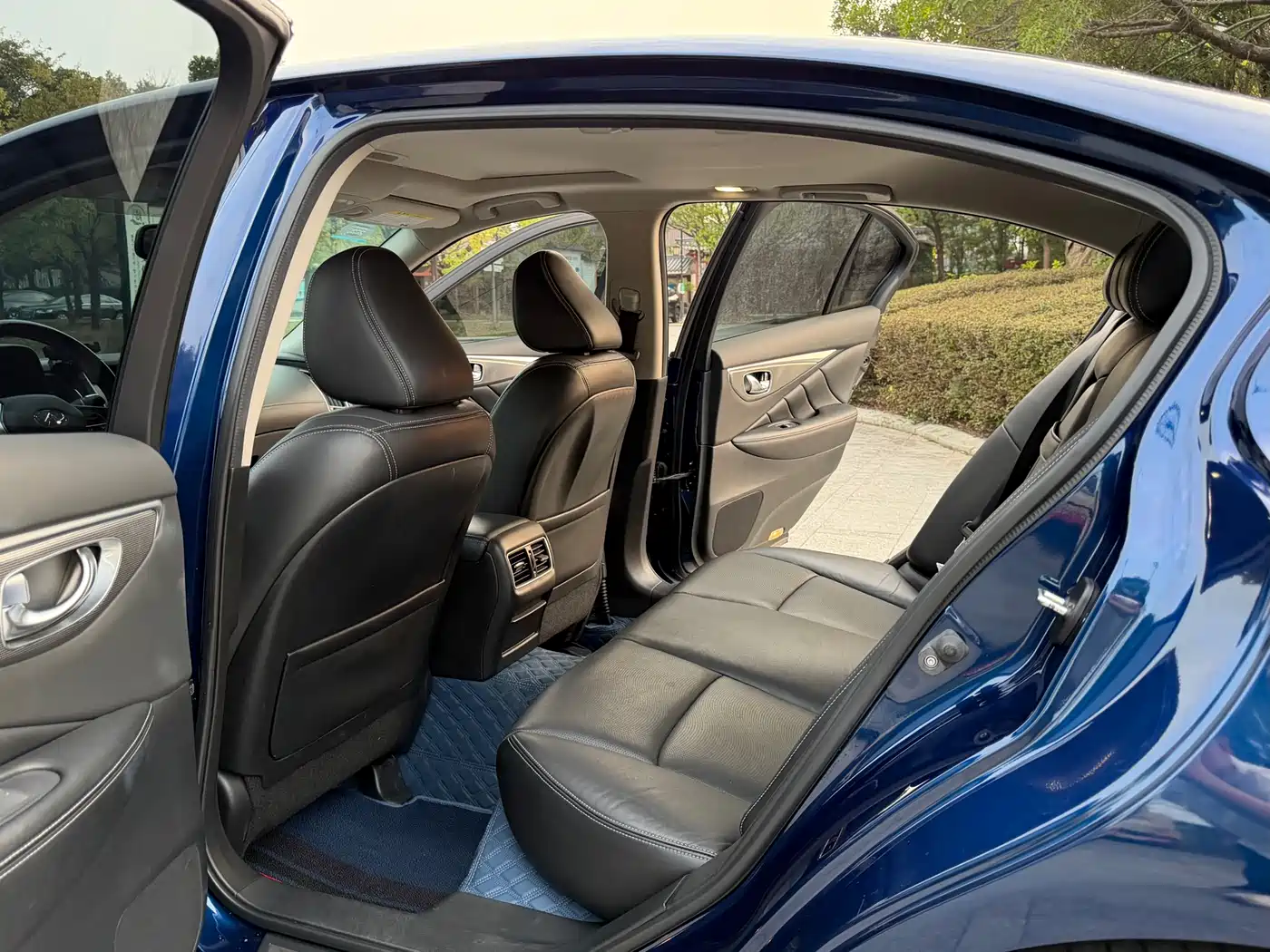 Infiniti Q50L 2019 2018 2.0T Premium Edition (China VI)