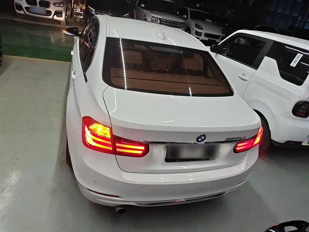 BMW 3 Series 2014 320Li Fashion фото 4