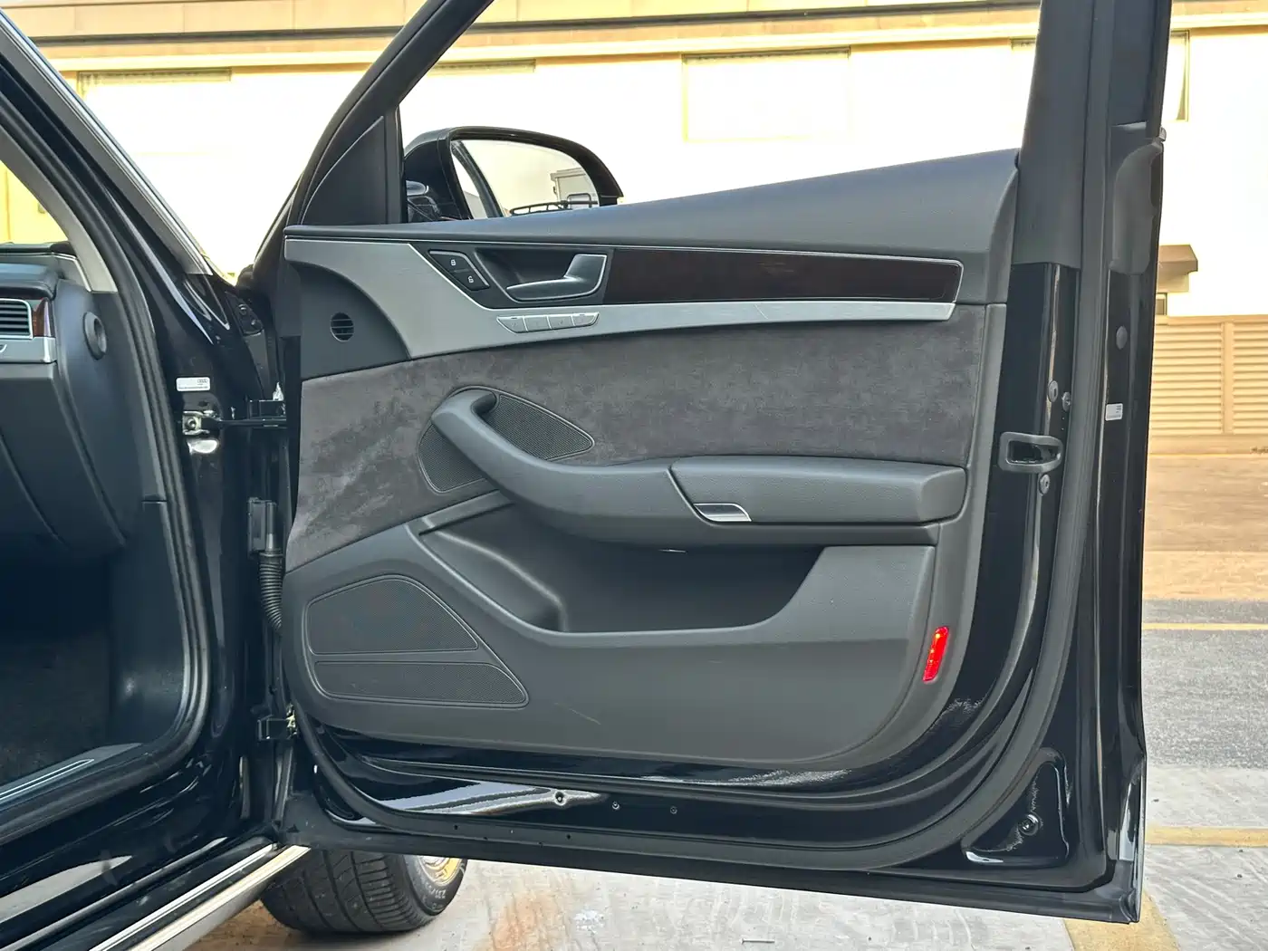 Audi A8 2013 A8L 45 TFSI quattro Comfort фото 14
