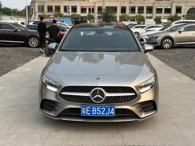 MERCEDES-BENZ A CLASS
