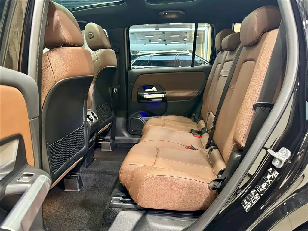 Mercedes-Benz GLB 2024 Facelift GLB 220 Style фото 20