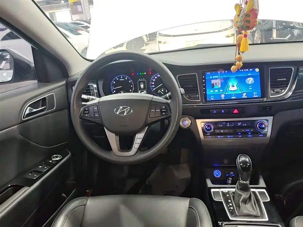 Hyundai Mistra 2014 1.8L Auto Smart GLS фото 11