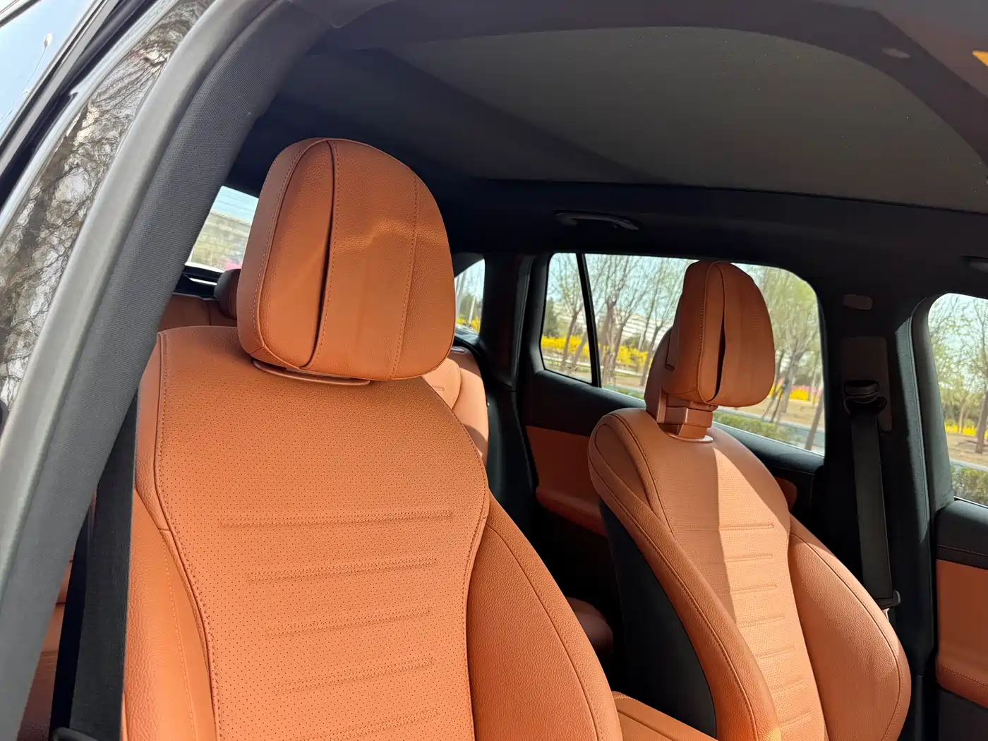Mercedes-Benz GLC 2024 GLC 260 L 4MATIC Luxury 5-seater фото 17