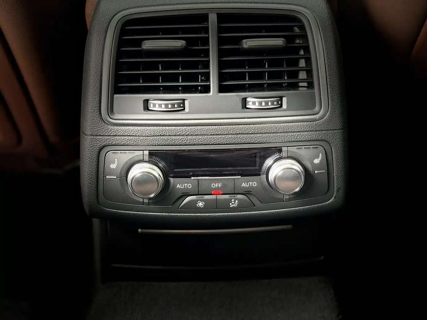 Audi A6L 2017 30 FSI Comfort фото 17