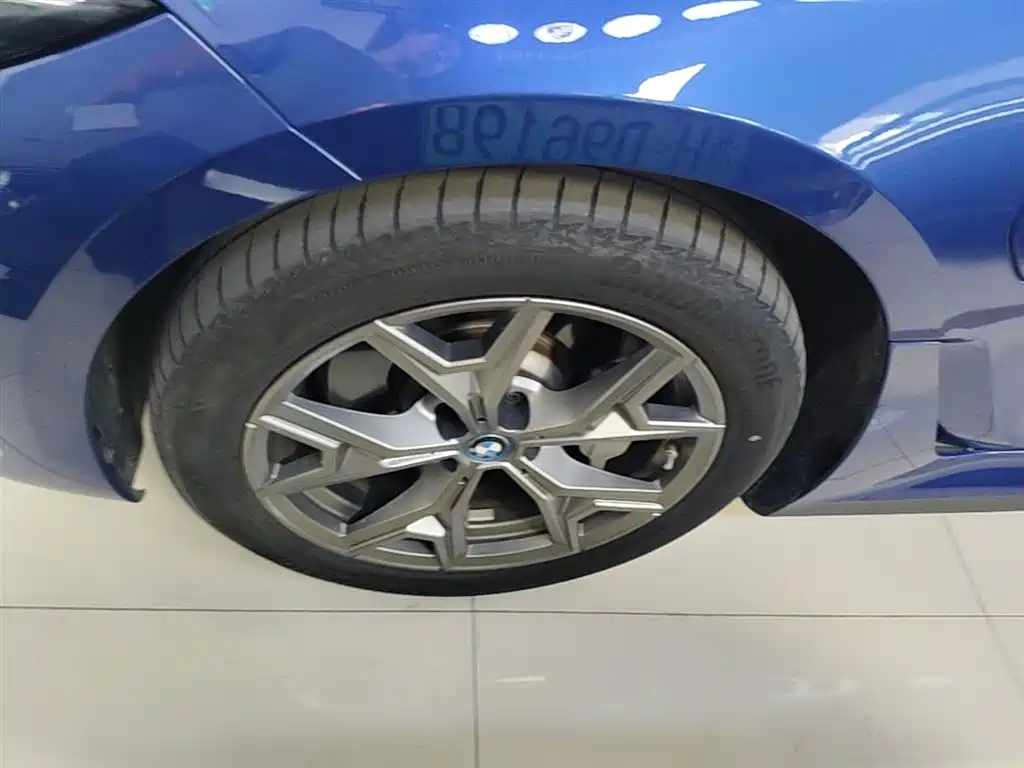 BMW i3 2022 eDrive 35 L фото 23