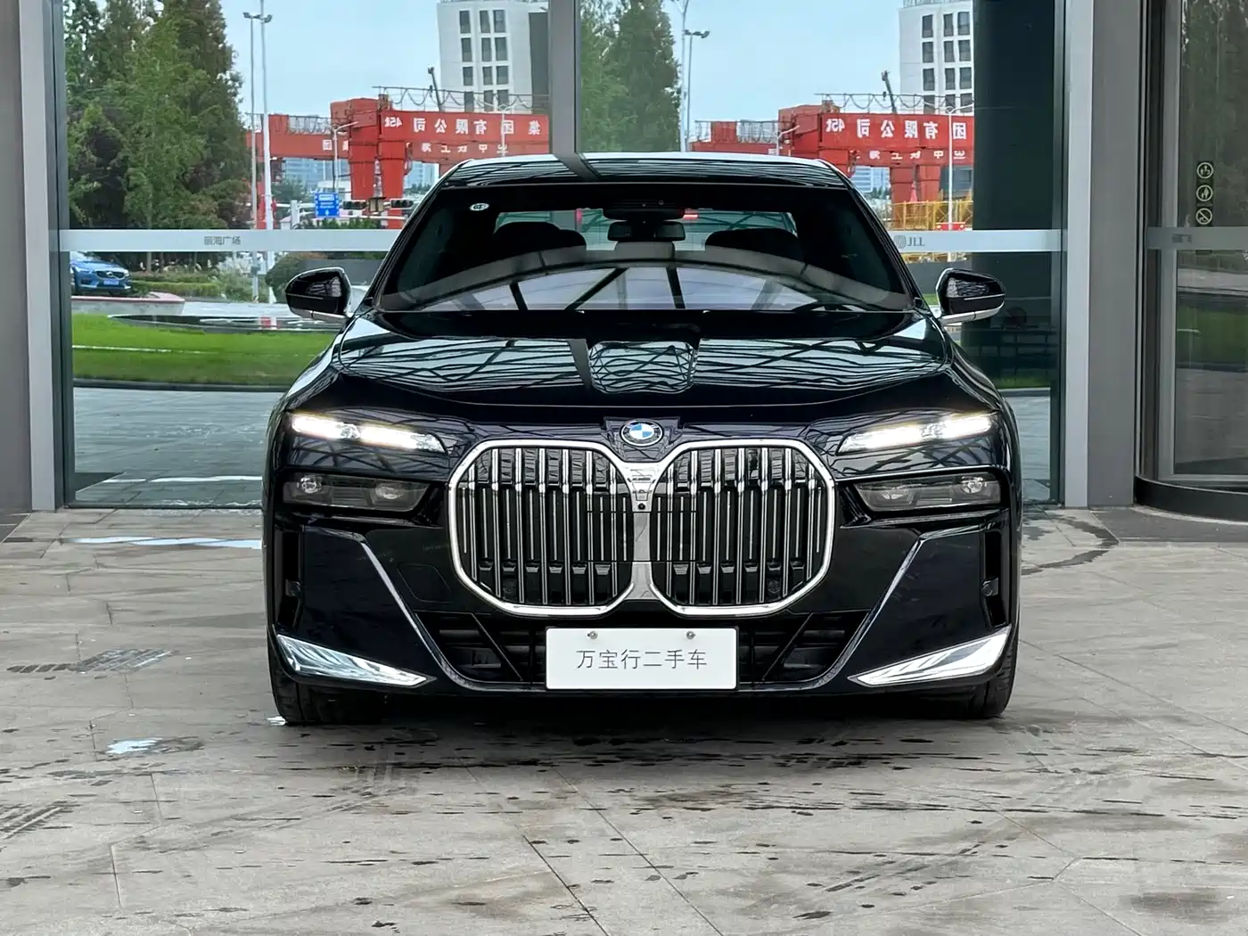 BMW 7 Series 2023 Facelift 740Li Exclusive M Sport Package фото 19
