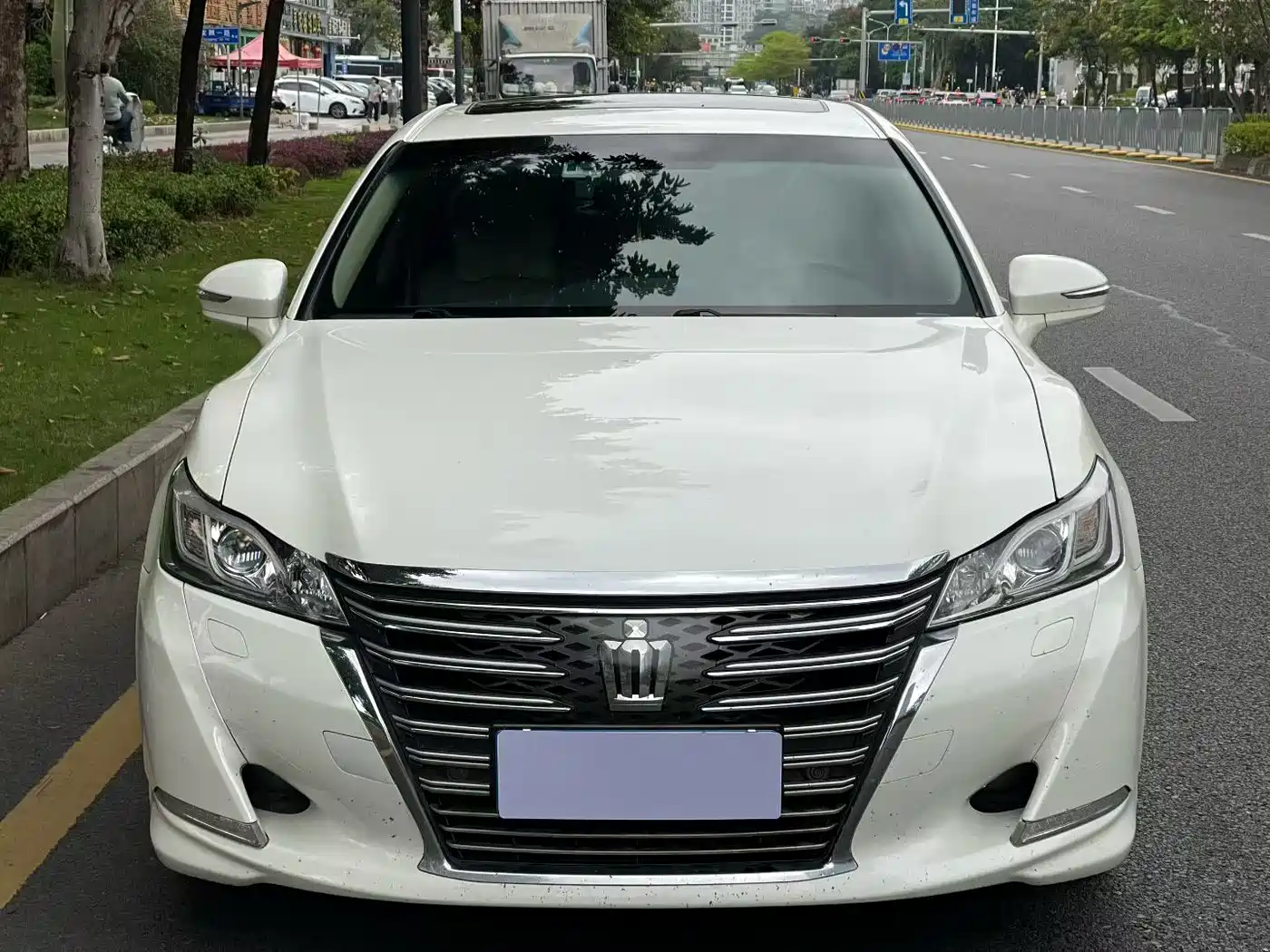 Toyota Crown 2015 2.0T Fashion фото 2