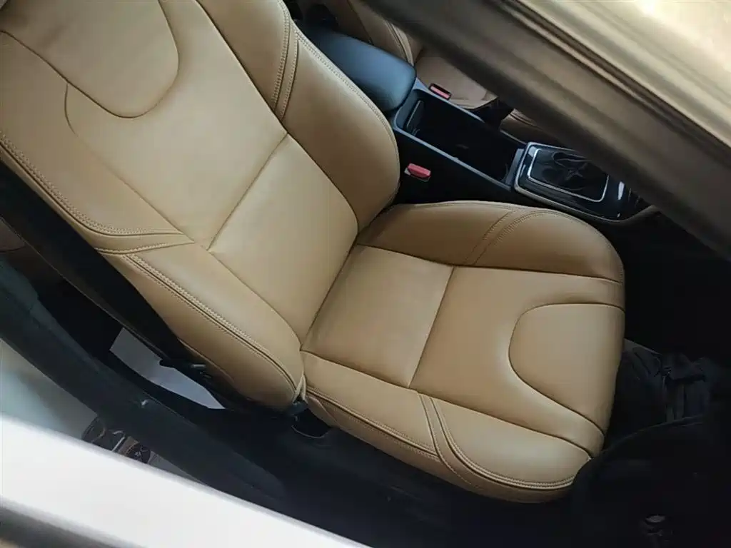 Volvo V40 2019 2019 T3 Momentum