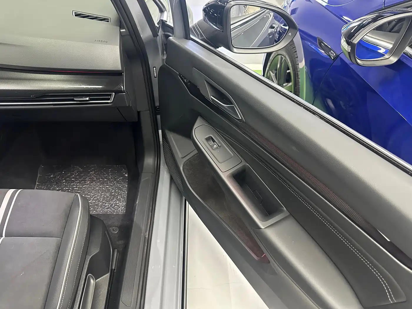 Volkswagen Golf 2021 280TSI DSG R-Line фото 7