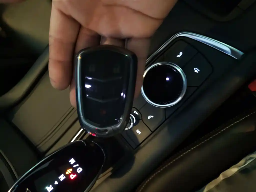 Cadillac XT5 2020 28T Luxury Model фото 17