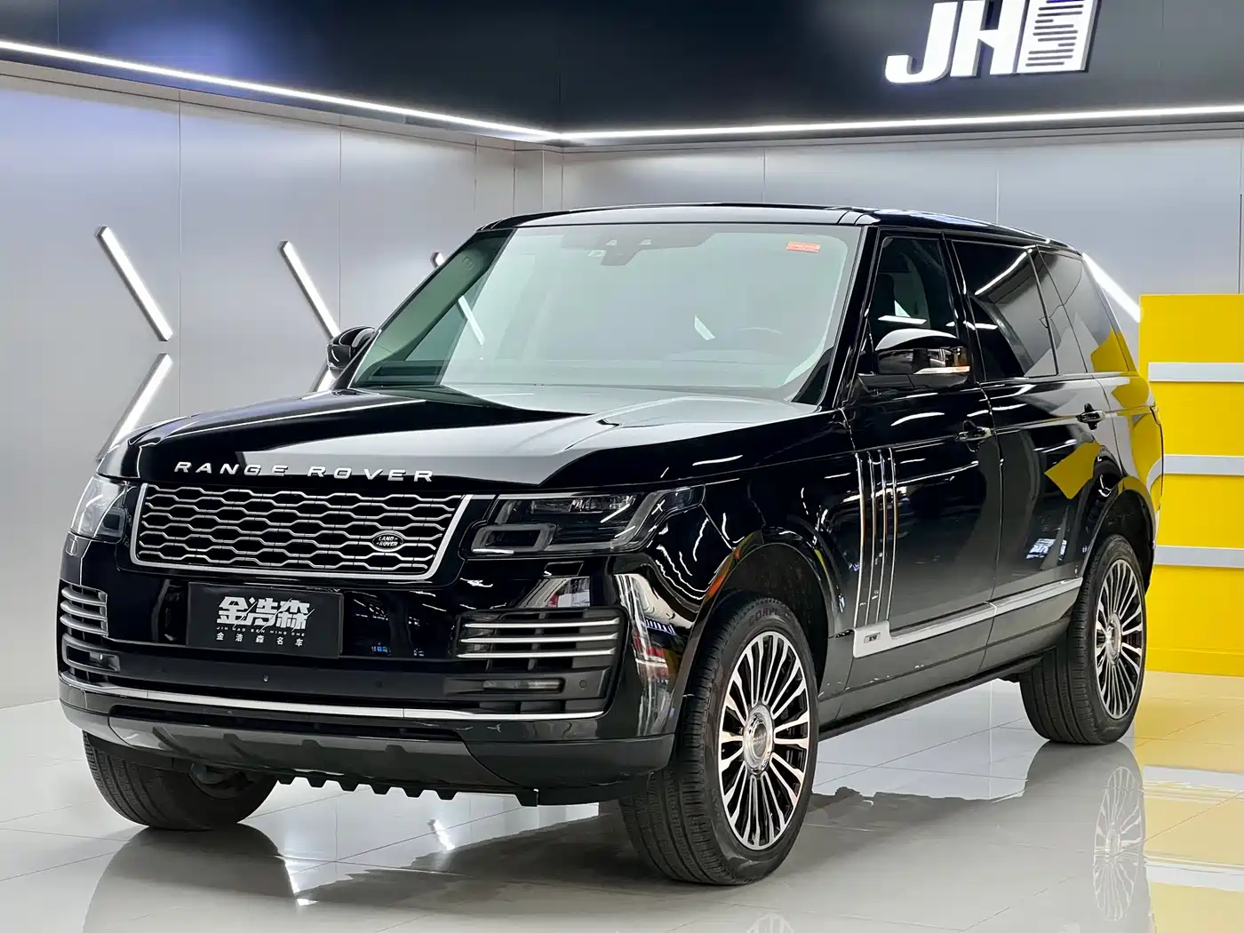 Land Rover Range Rover 2018 3.0 SC V6 Vogue Heritage Extended Edition