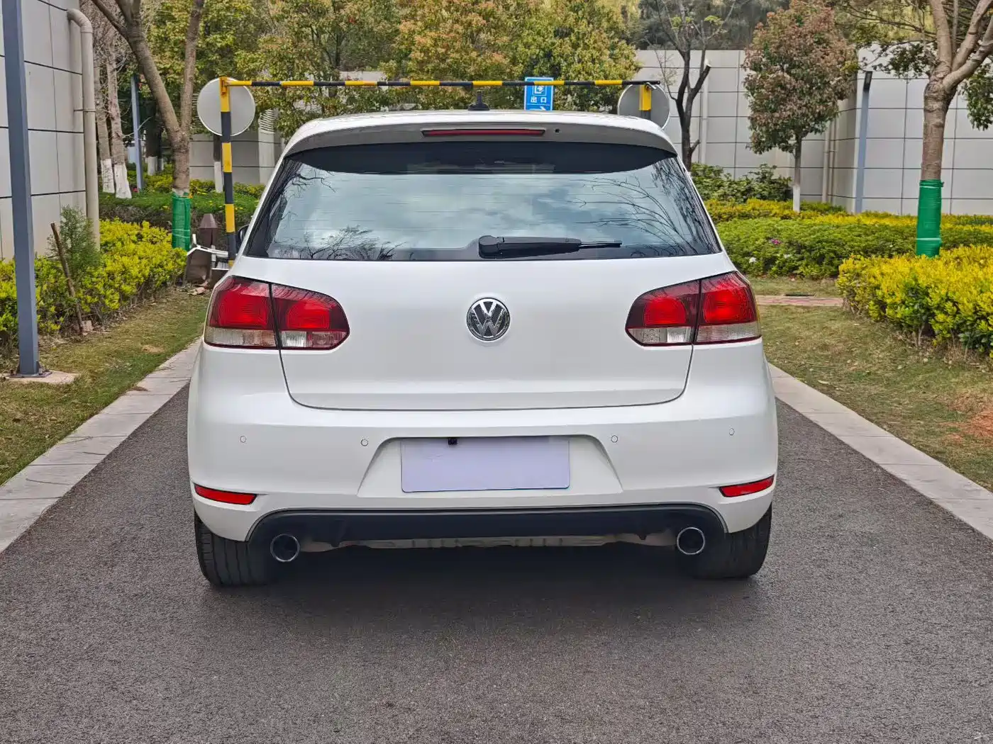 Volkswagen Golf GTI 2012 2.0TSI GTI фото 17