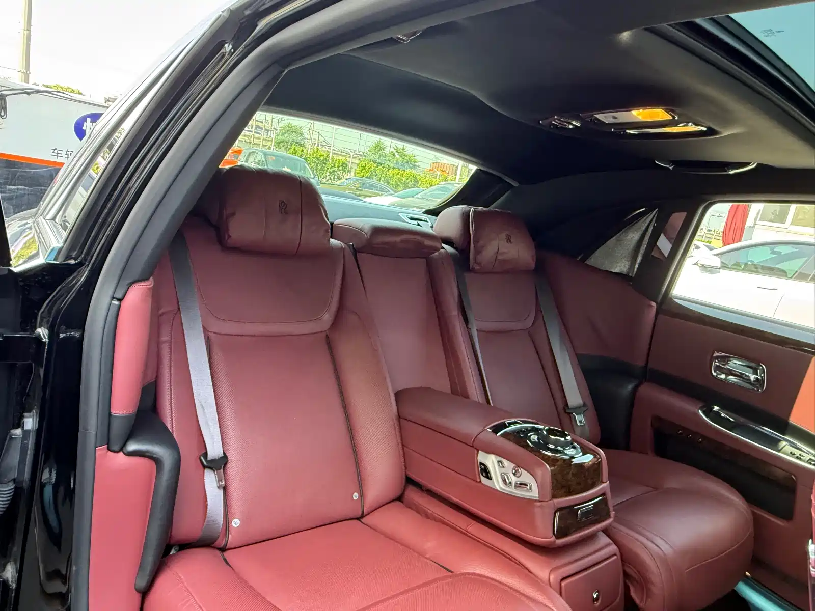 Фото 13 - Rolls-Royce Ghost