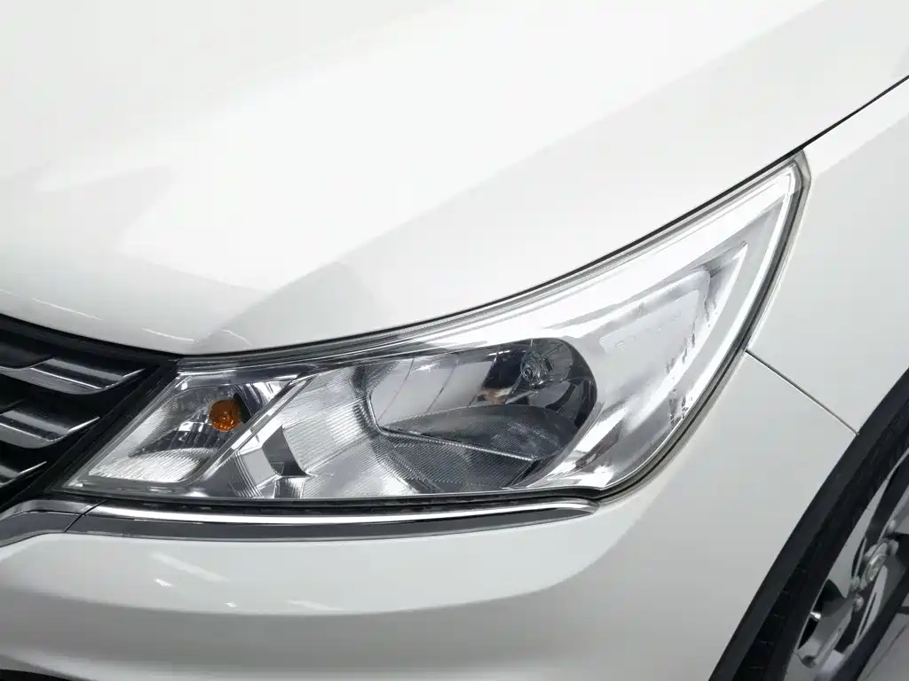 Baojun 310 2017 2017 1.5L Auto Fashion