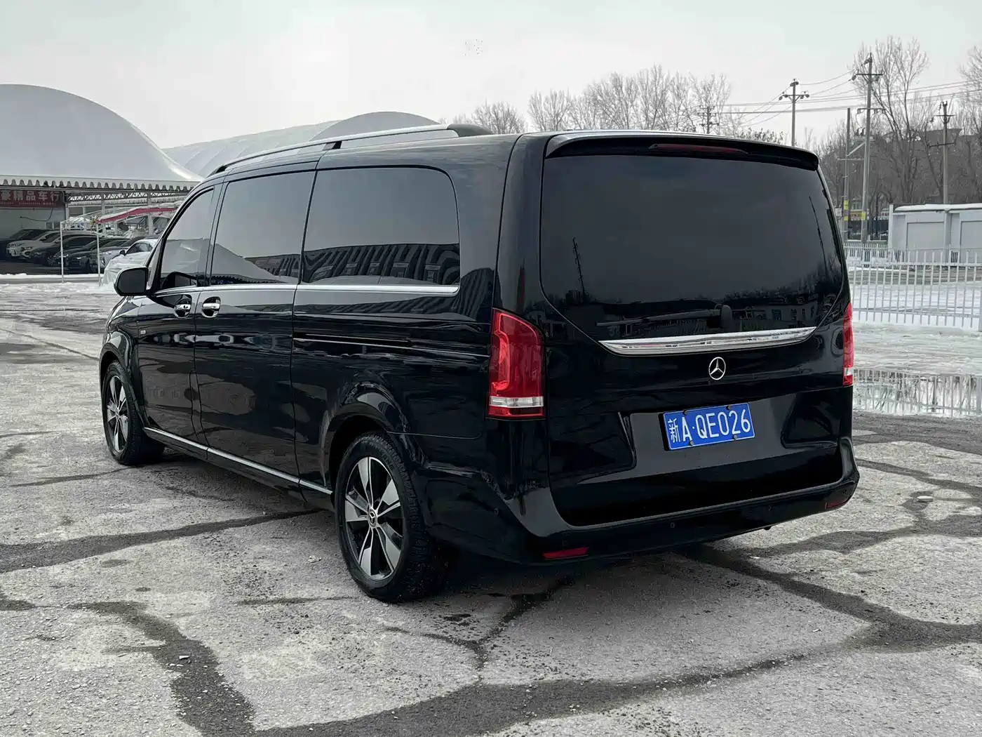 Mercedes-Benz V-Class 2021 V 260 L Long Wheelbase Premium Edition фото 8