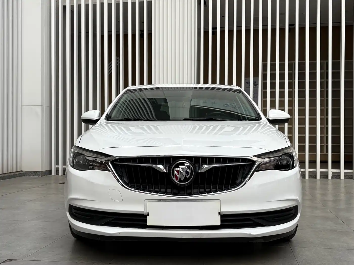 Buick Excelle 2018 18T Automatic Elite фото 2