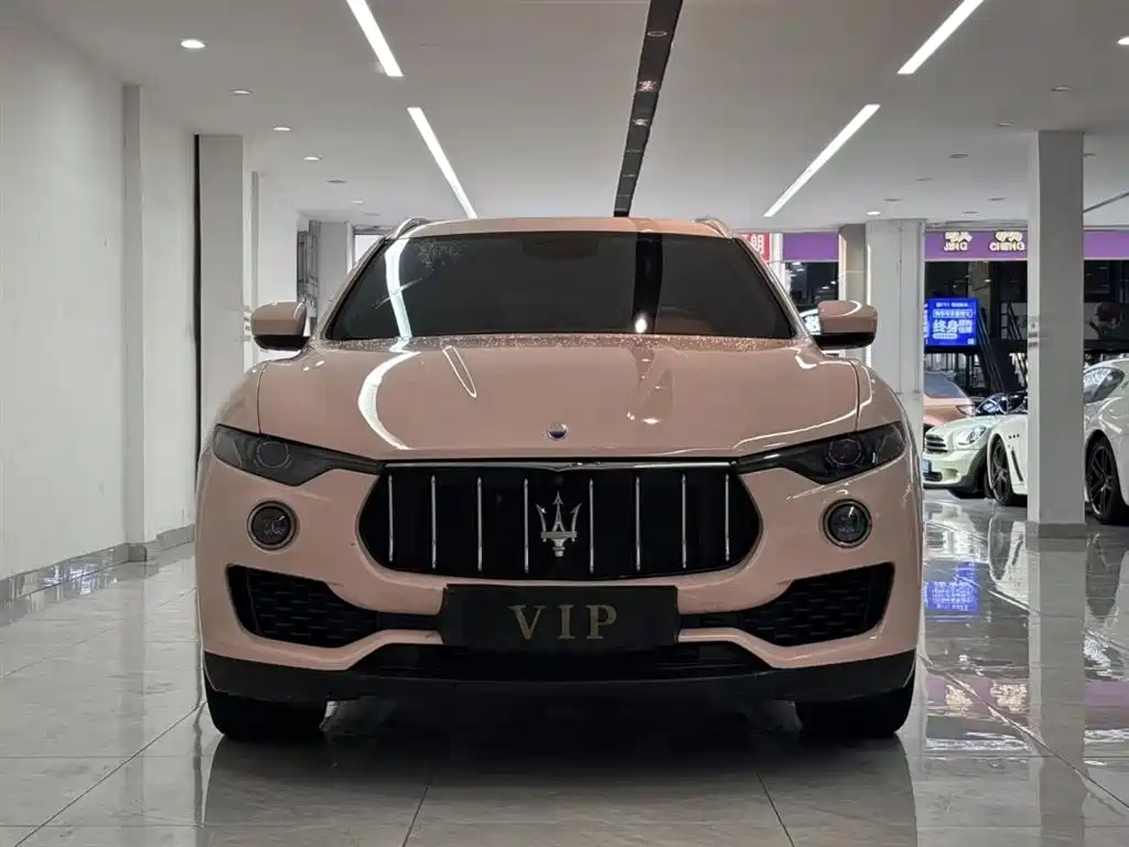Maserati Levante 2016 3.0T Standard фото 2