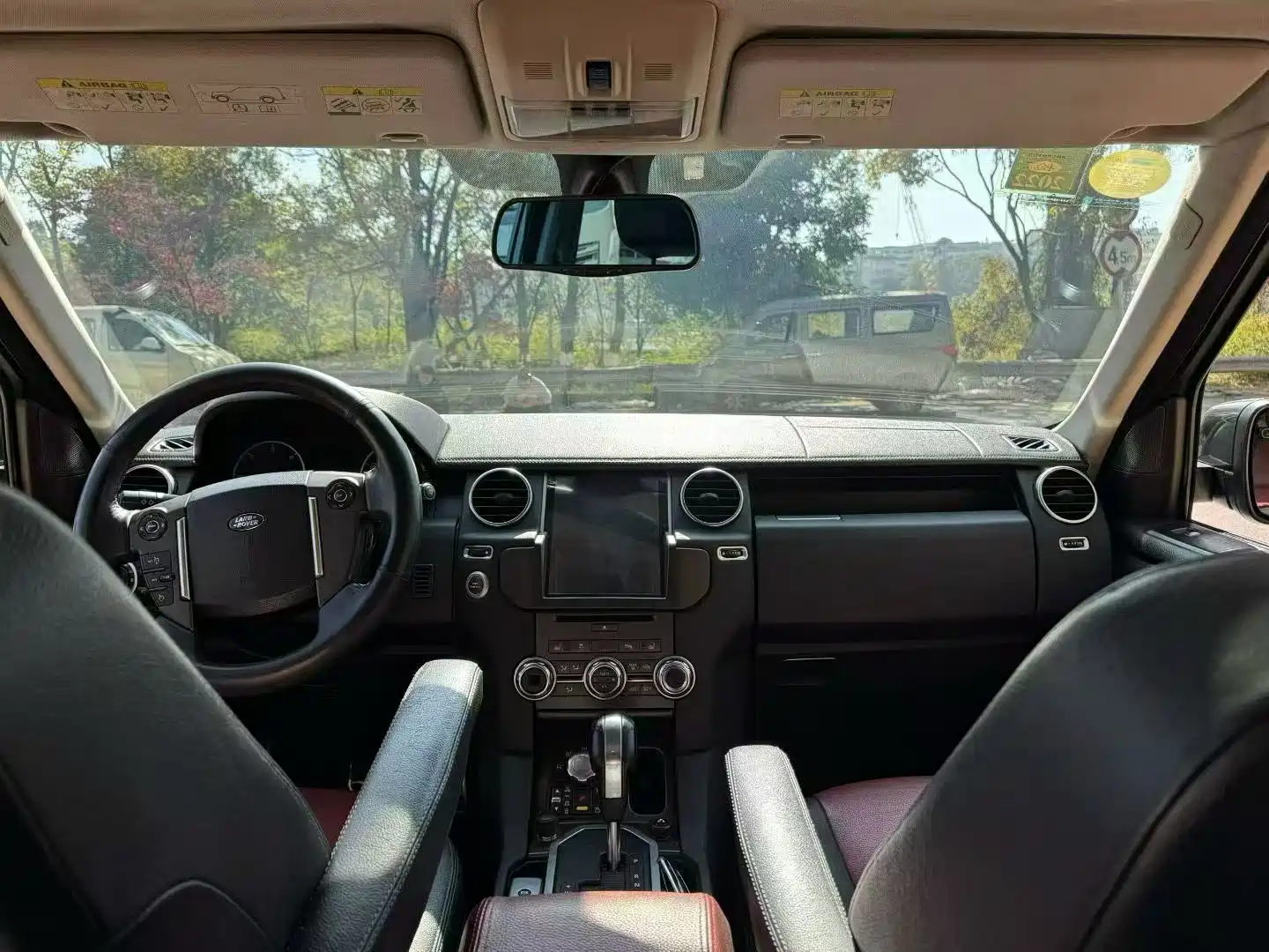 صورة 4 - Land Rover Discovery