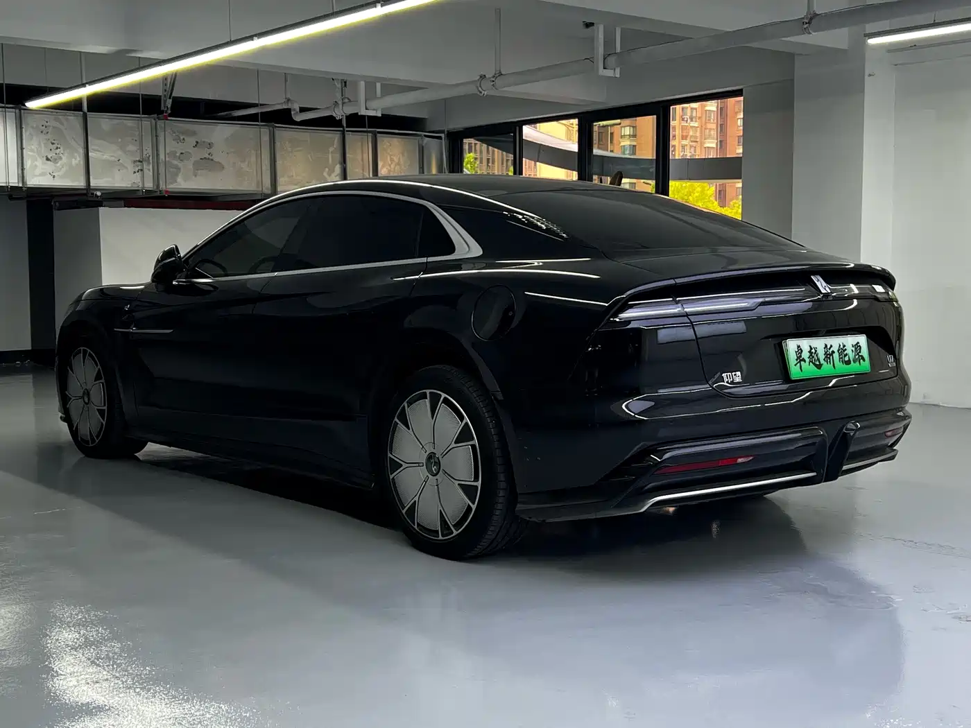 Yangwang U7 2025 2025 Model PHEV 5-Seat Luxury