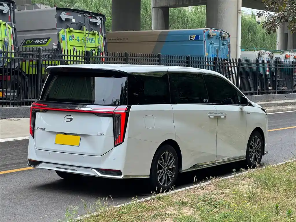 GAC Trumpchi Trumpchi M8 2024 Patriarch Series 400T Ultimate Edition фото 3