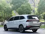 Photo 17 - Hyundai Custo