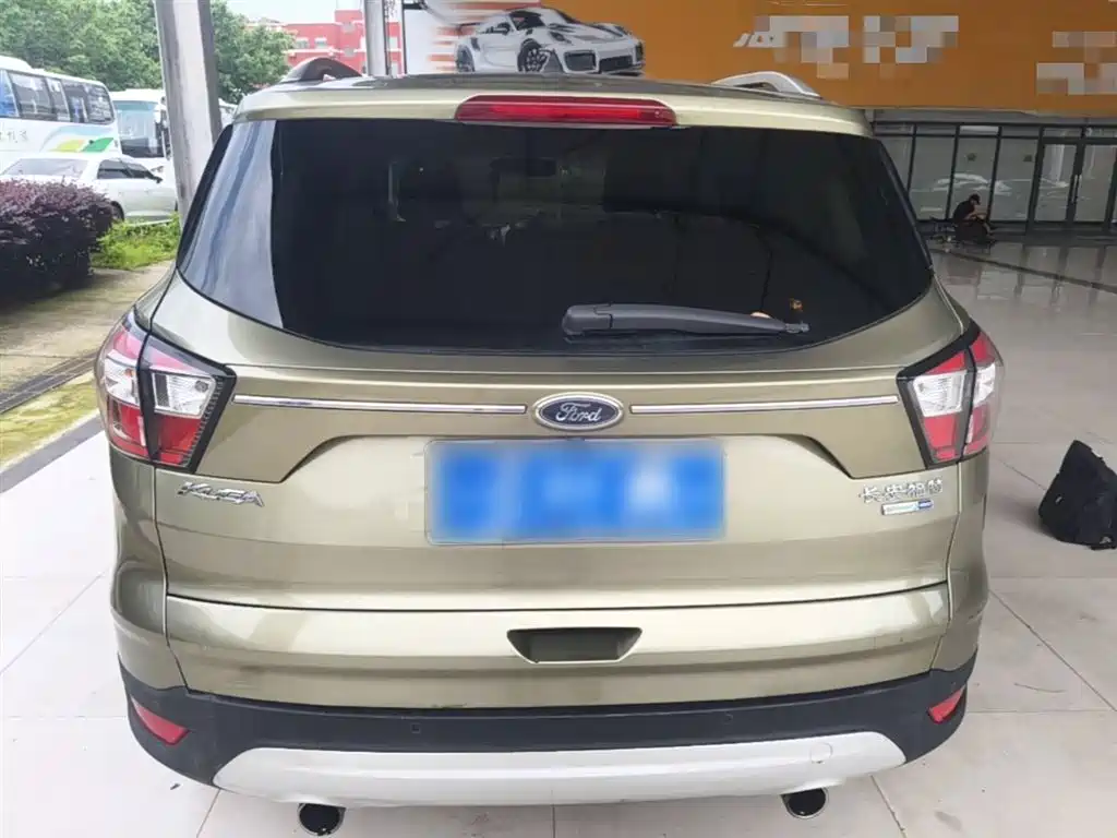 Photo 6 - Ford Kuga
