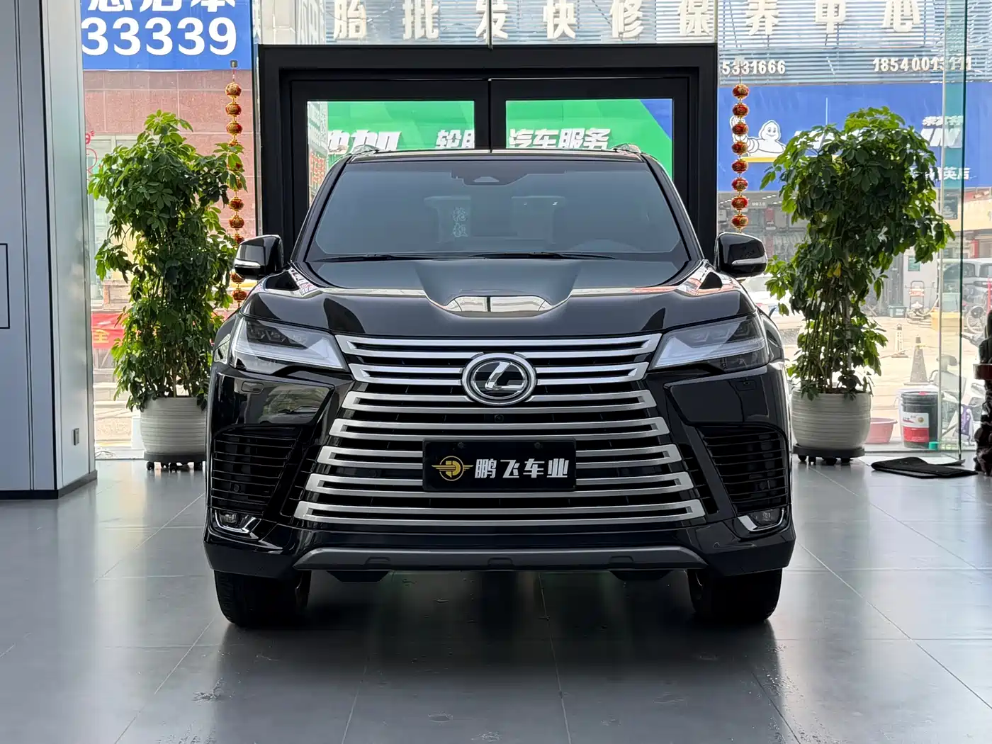 Lexus LX 2025 700h Boundary Edition фото 3