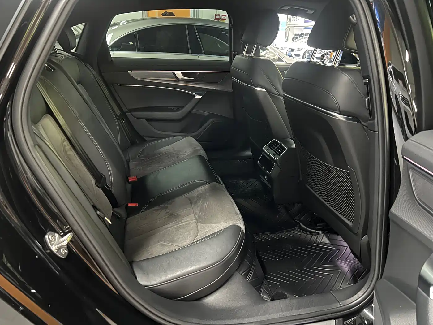 Audi A6L 2022 45 TFSI quattro Premium Dynamic фото 4