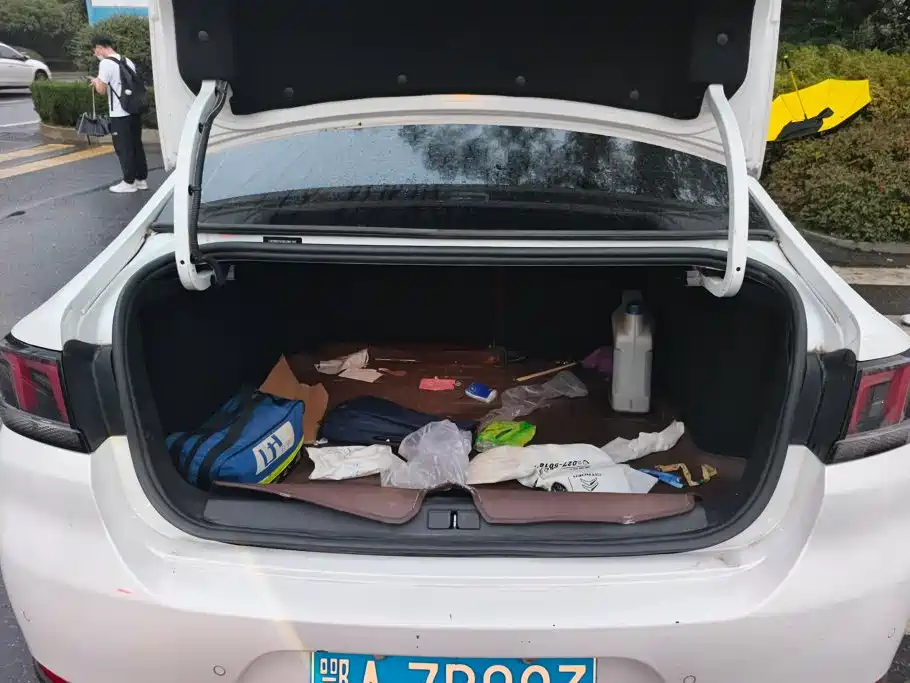 Peugeot 308 2018 2018 1.6L Auto Luxury Edition