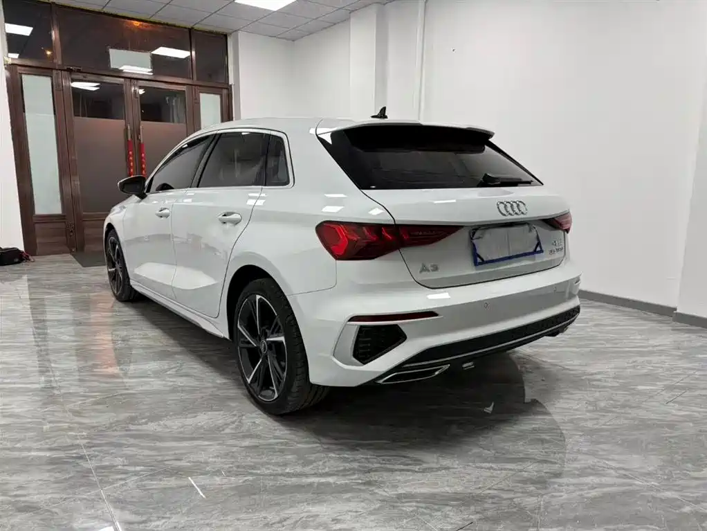 Audi A3 2023 Sportback 35 TFSI Progressive Sport фото 6