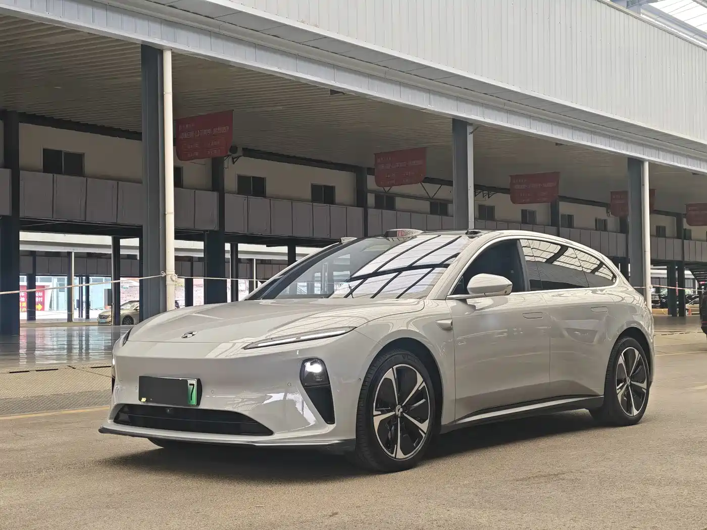 NIO ET5T 2023