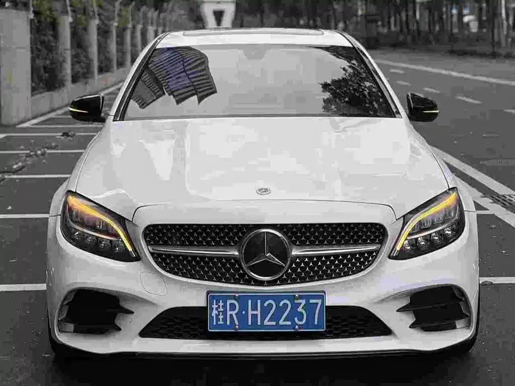 Mercedes-Benz C-Class 2021 C 260 Starry Exclusive Edition фото 8