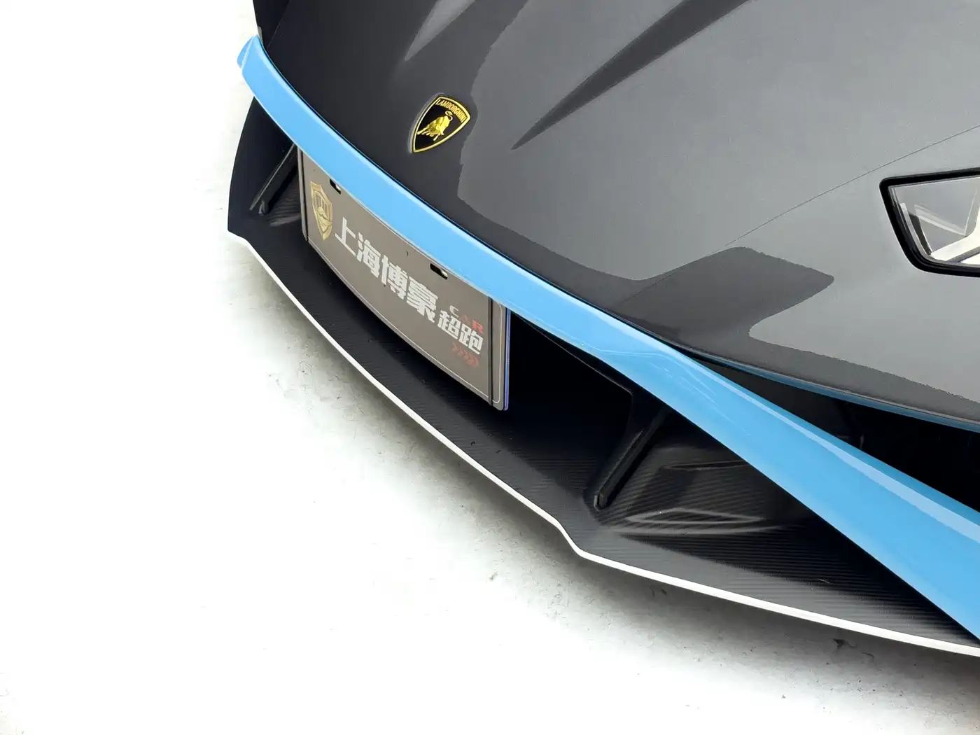 LAMBORGHINI HURACÁN